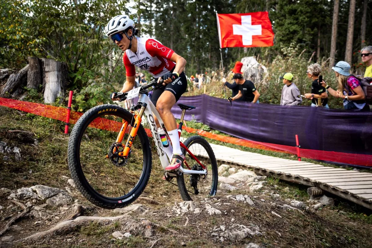 Descubre el lado más íntimo y personal del Orbea Fox Factory Team en este vídeo