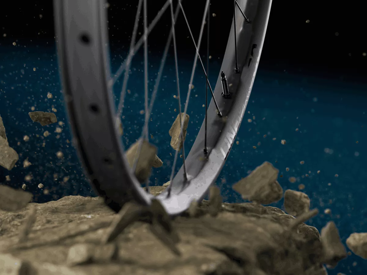 Bontrager Line Pro 30/Comp 30: ruedas en carbono y aluminio, más absorbentes sin perder resistencia, para trail y enduro