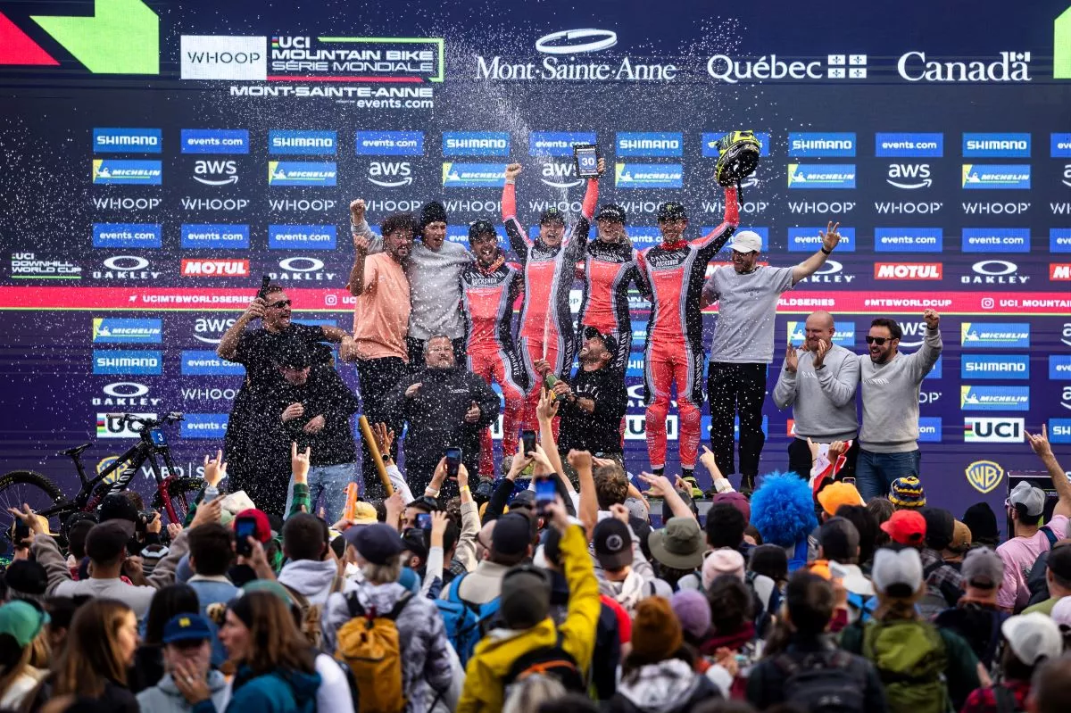 El Canyon CLLCTV Factory DH cierra el año como mejor equipo de la temporada