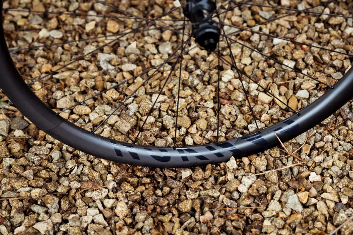 Ya puedes comprar las Canyon GR 30 CF ¡Las primeras ruedas de gravel de la marca!