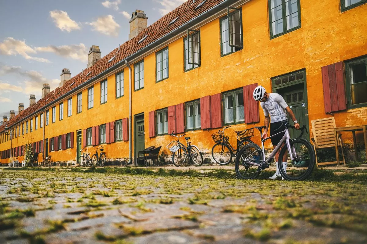 Un paseo gravel por Copenhague... con el campeón danés de XCC y XCM