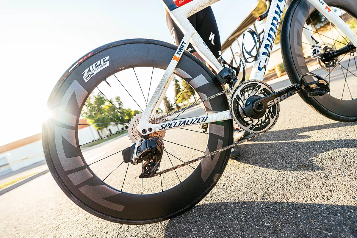 Sistema hookless en carretera ¿Es realmente seguro?