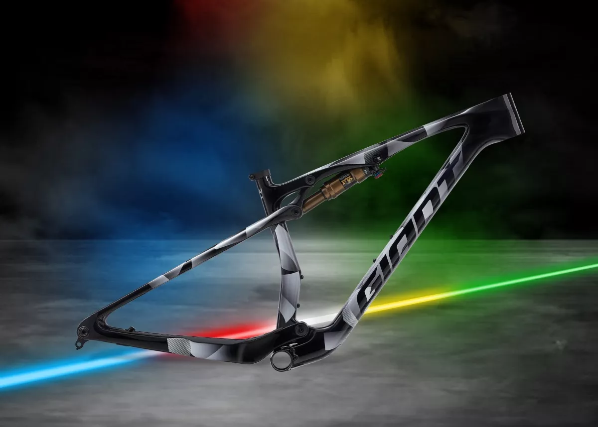 Giant Anthem Advanced SL World Champion ¡Solo 100 unidades disponibles y firmadas por Hatherly!