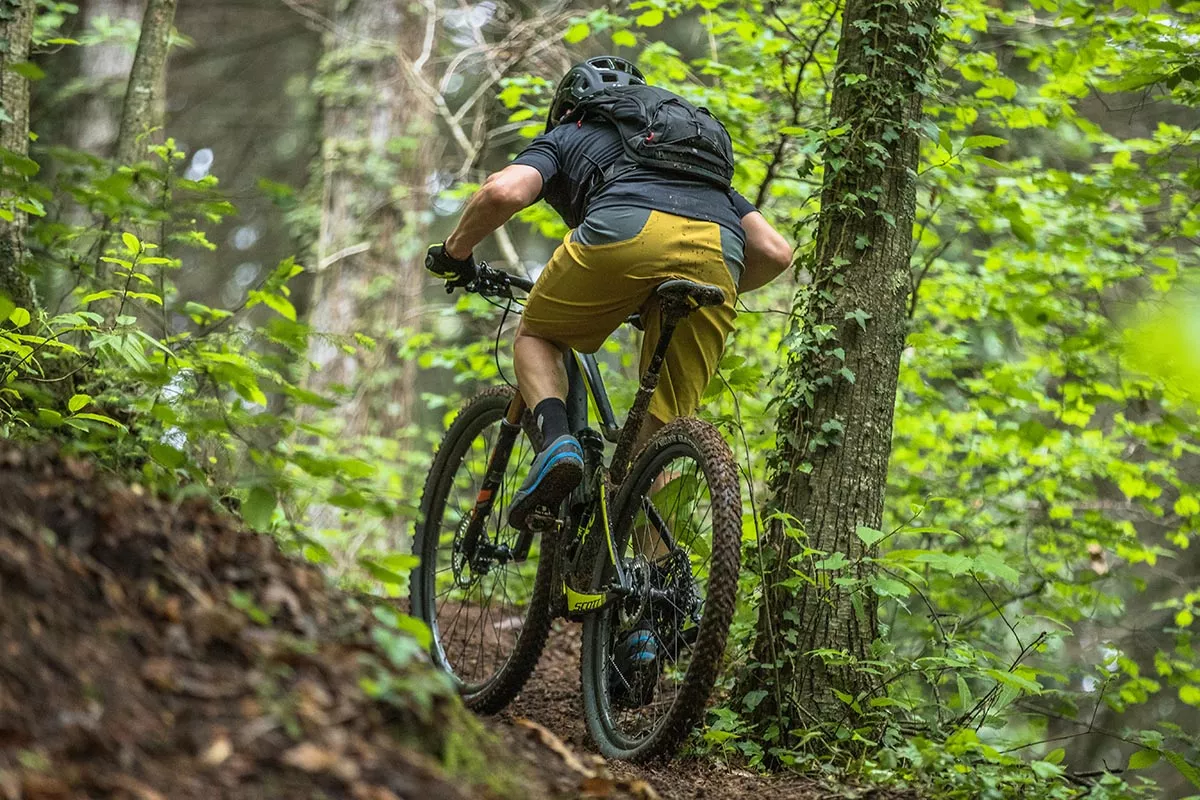 En MTB ¿Mochila o riñonera?