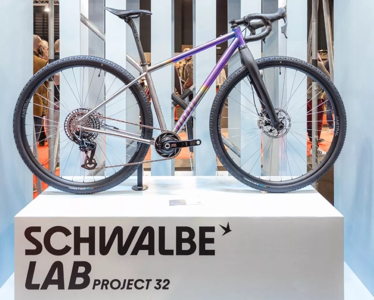 ¿Ruedas de 32’’ en gravel? Schwalbe ya tiene el primer neumático