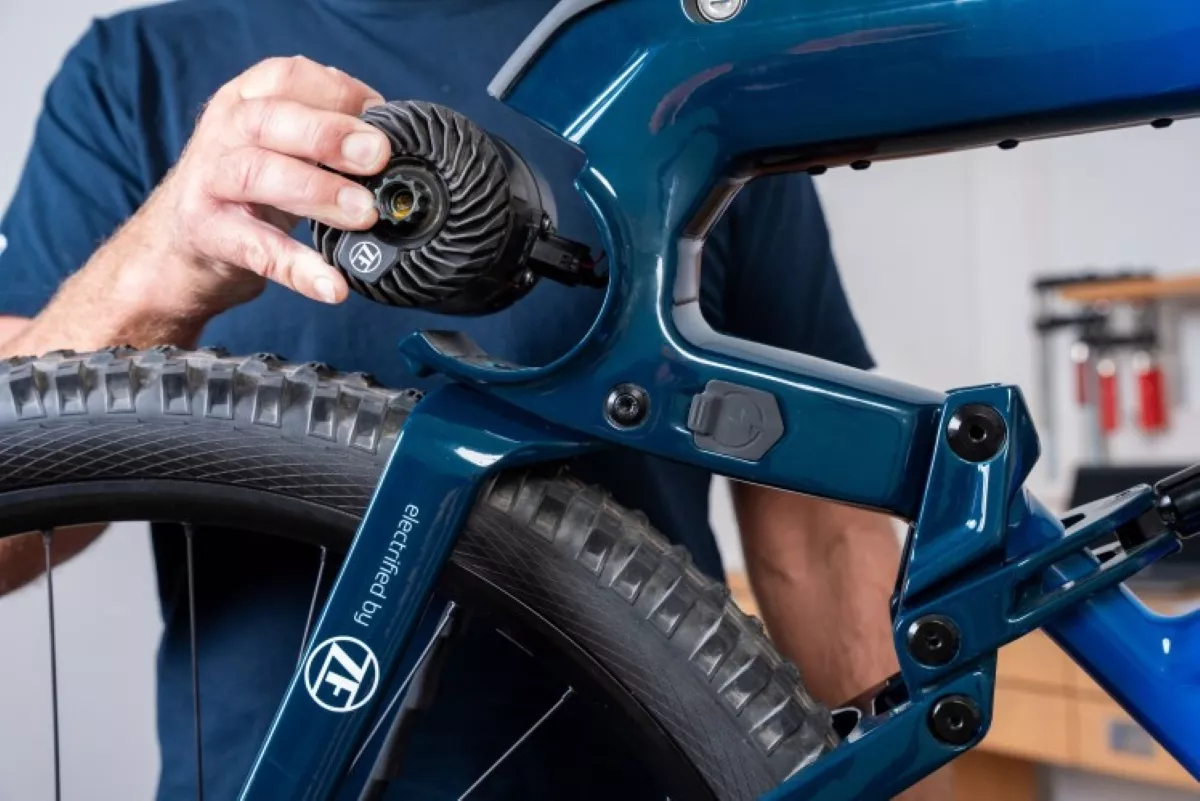 ZF suspende su división de e-bikes tras romper su alianza con Raymon Bicycles