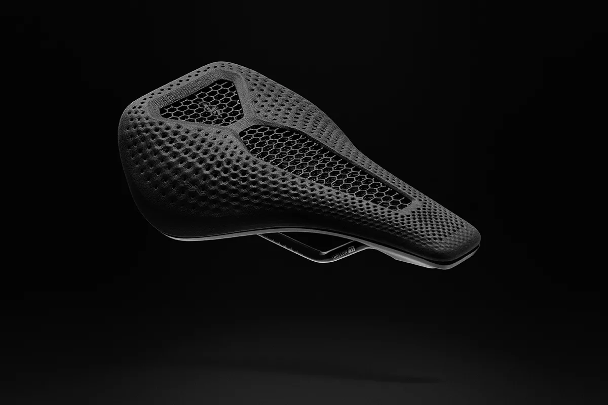 Nuevos sillines Specialized Power EVO Pro Mirror y Comp; con tecnología Mirror y Body Geometry