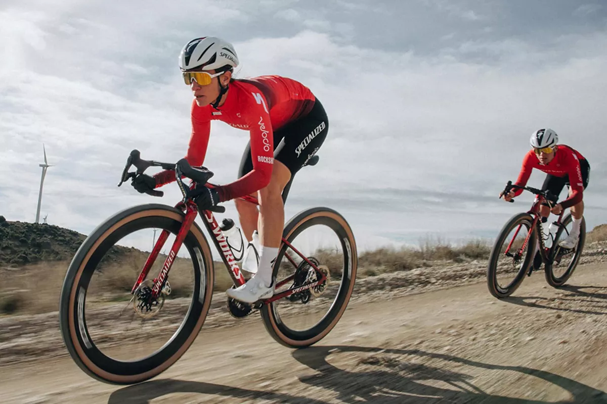 Nueva Specialized Crux 5 ¡una Tarmac para gravel race!