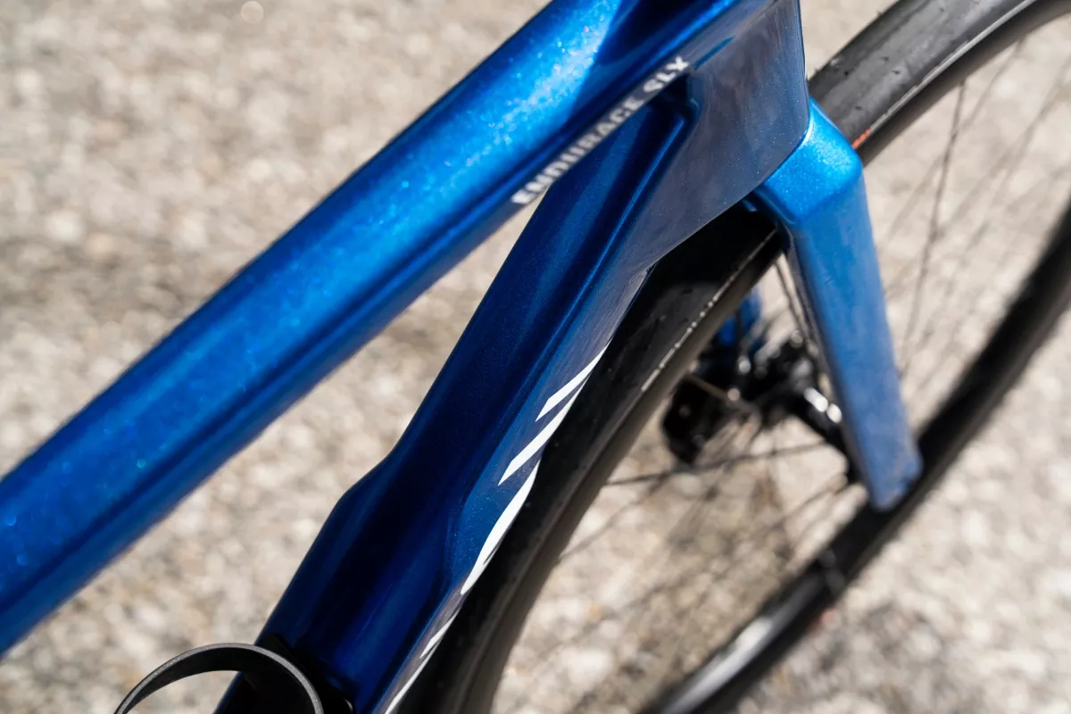 Primeras Pedaladas: Canyon Endurace CF SLX 7 AXS ¡Aero-confortable!
