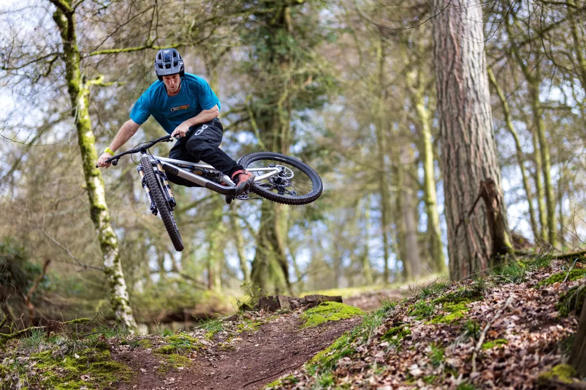 Nueva Canyon Torque AL, con más recorrido y capacidad de ajuste... desde 2.500 euros