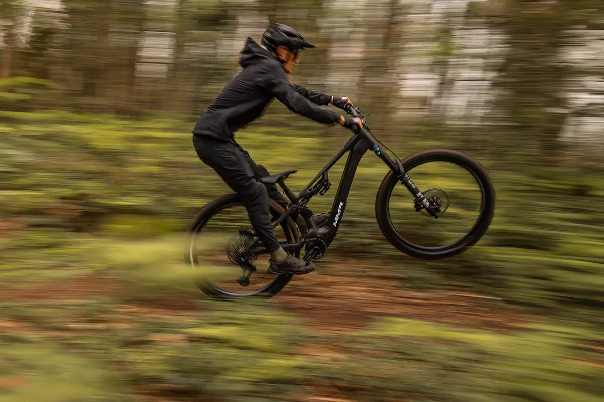 Nueva MMR Lyth, eTrail con Avinox M2S, batería de 800 wh y geometría variable
