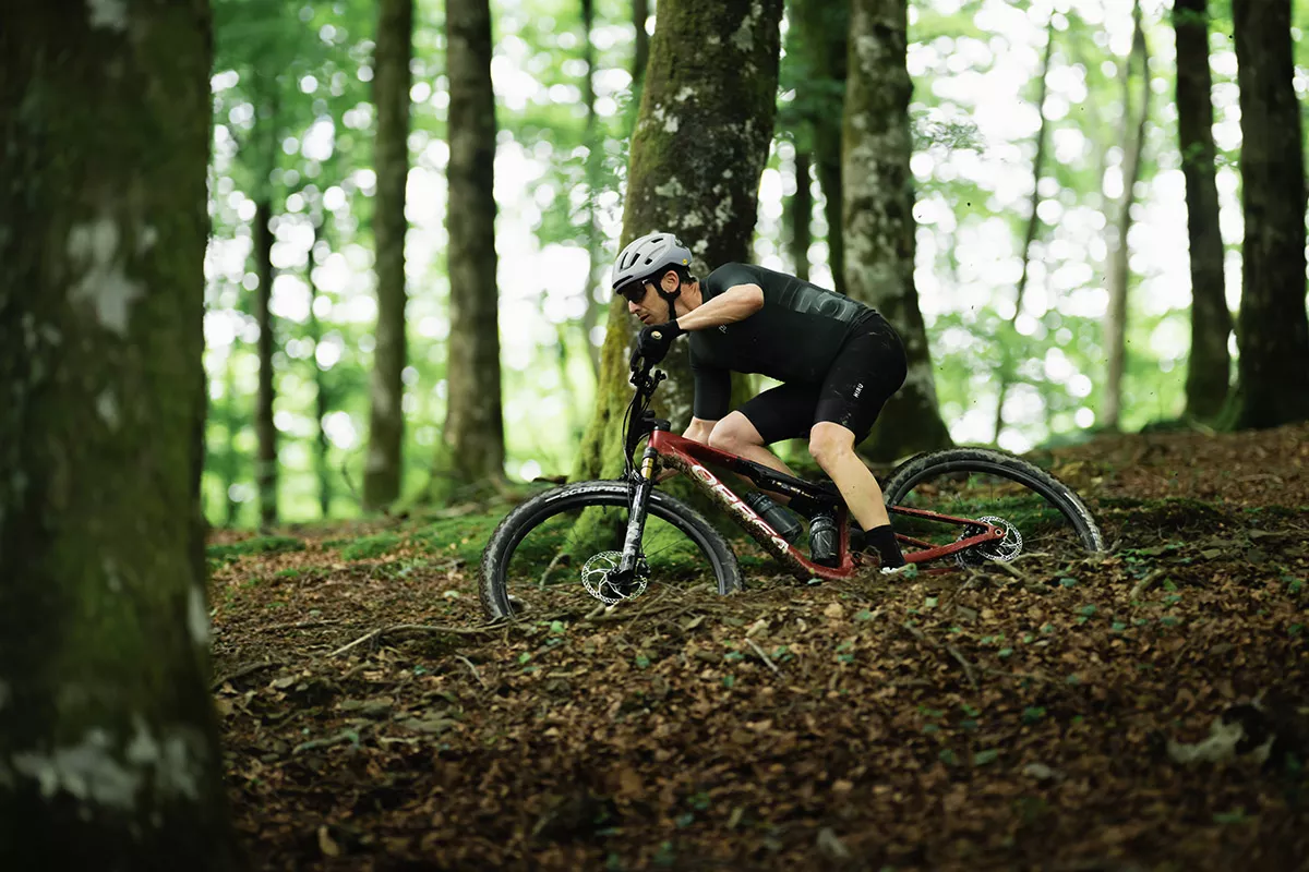 Primeras Pedaladas con la nueva Orbea Oiz ¡ADN de Copa del Mundo!