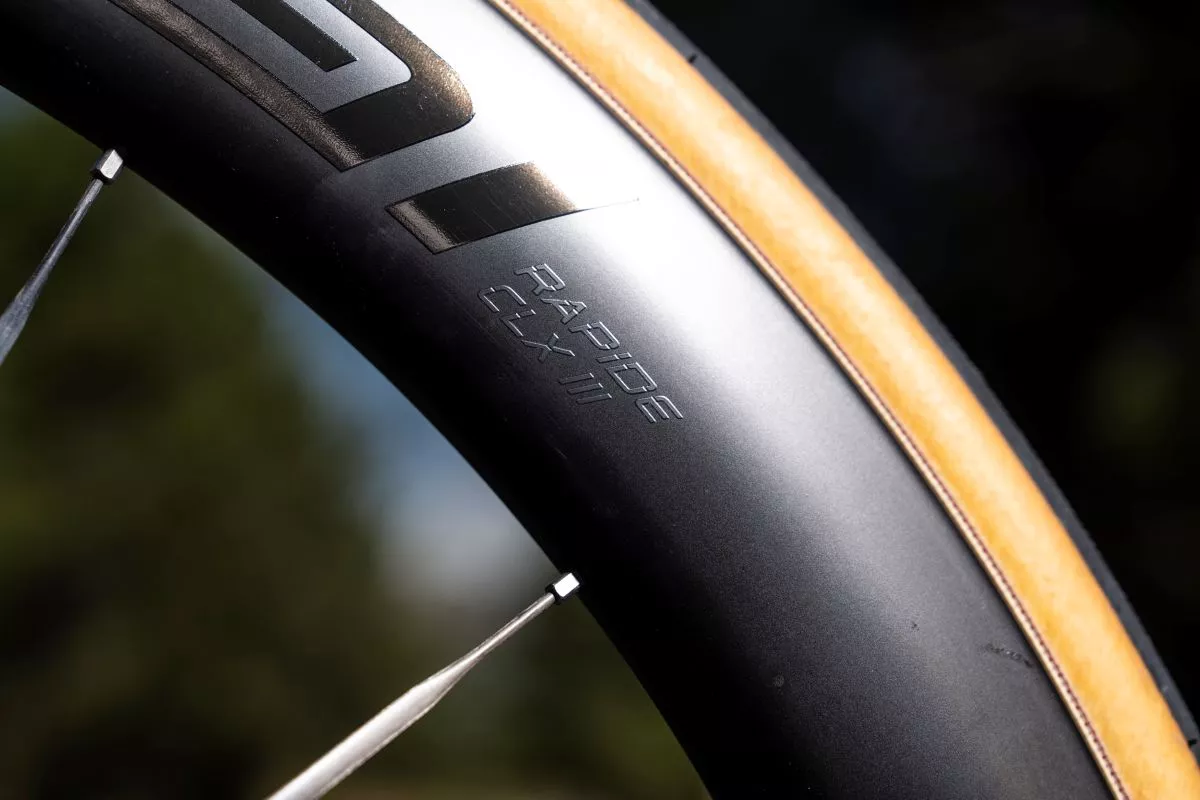 Primeras Pedaladas: nueva S-Works Tarmac SL9 ¿La mejor bicicleta de competición del momento?