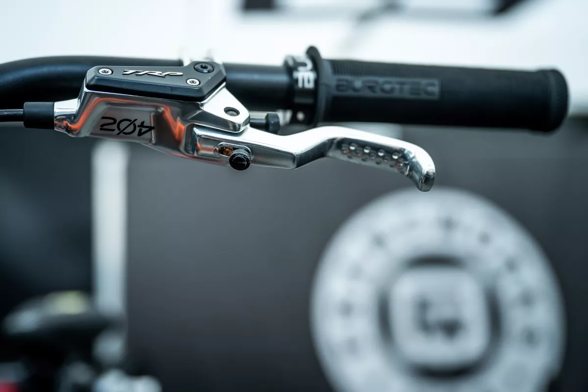 ¿Los frenos más exclusivos del DH? Llegan los TRP Evo Pro Anniversary Edition