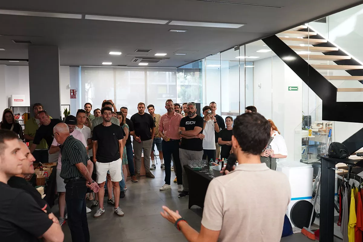 CDC Sport inaugura en Torrent 'Paralelo', un nuevo espacio profesional para la industria ciclista