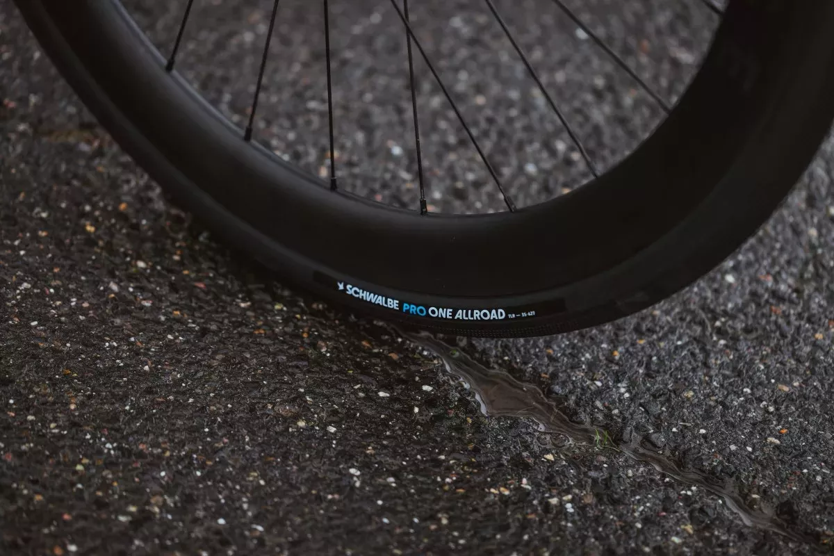 Claves para cuidar tus neumáticos de carretera y gravel en invierno 