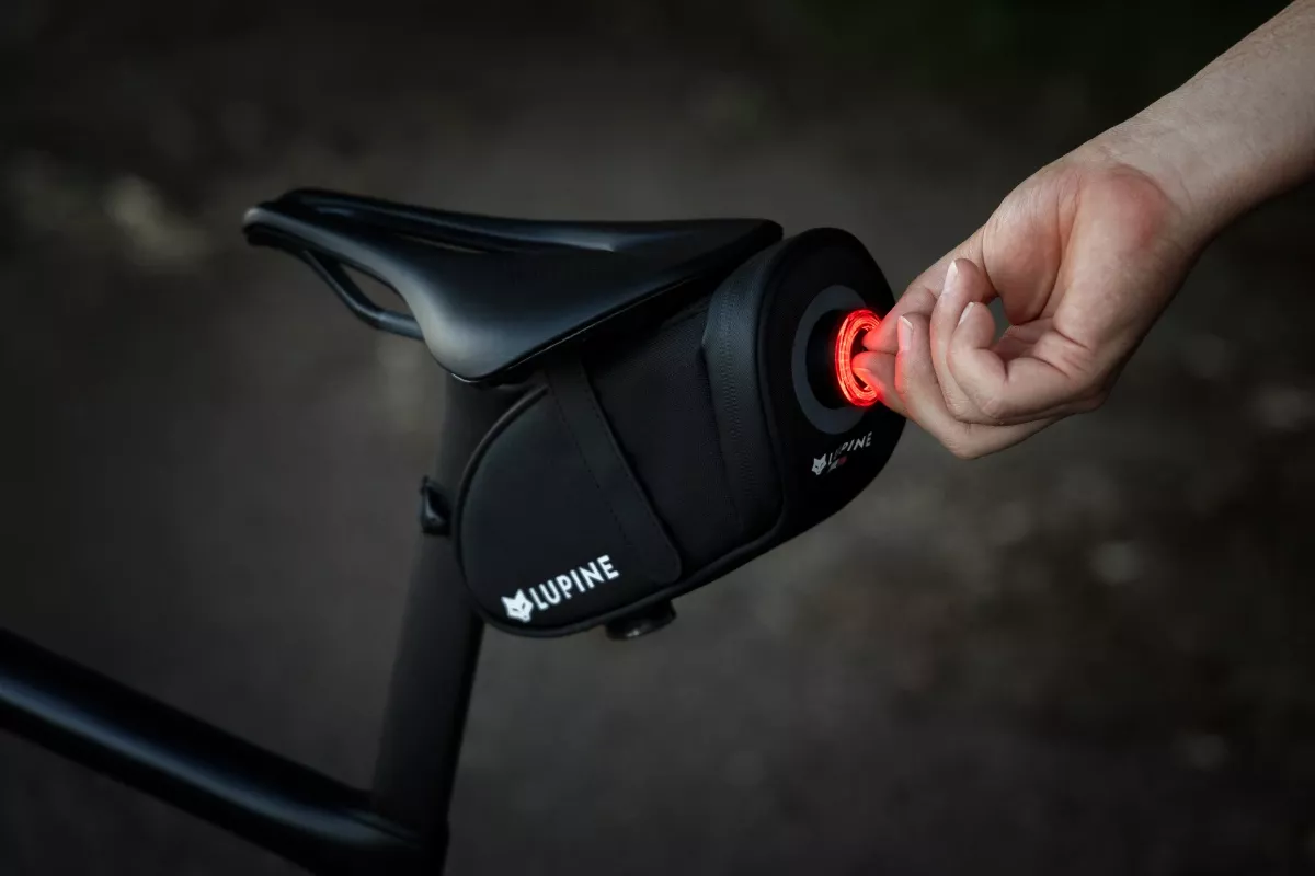 Bicimax asume la distribución de la marca de iluminación Lupine