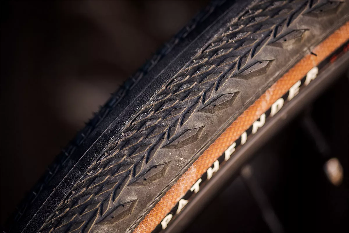 Probamos el neumático Specialized Pathfinder S-Works 2Bliss Ready de gravel para “race” y aventura